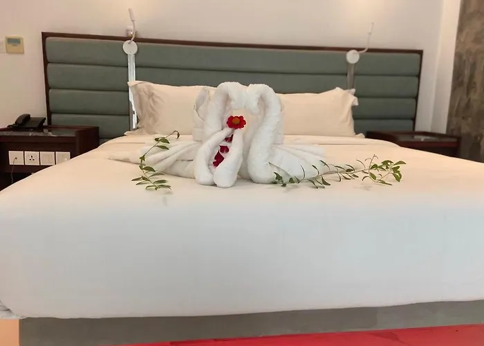 Enjoy Boutique Hotel 4*